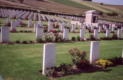 Commonwealth War Cemetery Montecchio