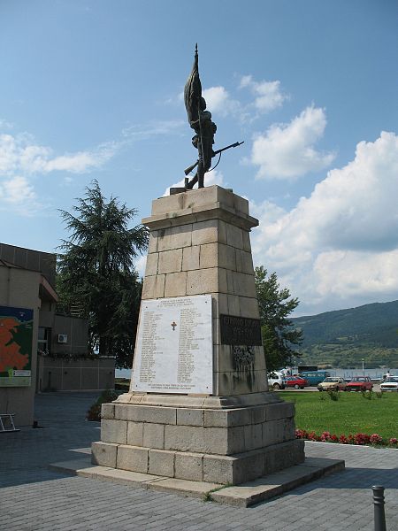 Oorlogsmonument Donji Milanovac #1