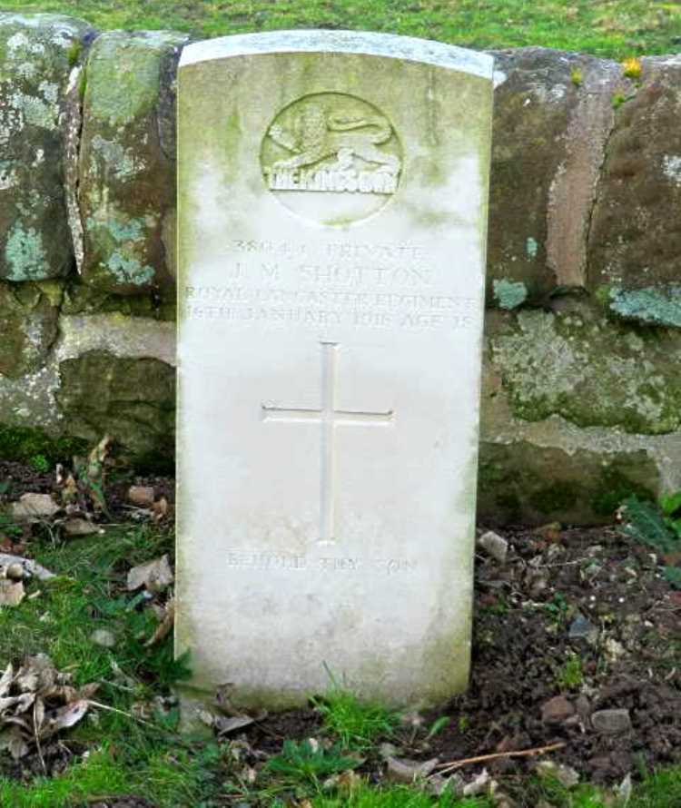 Commonwealth War Grave St. Andrew Churchyard