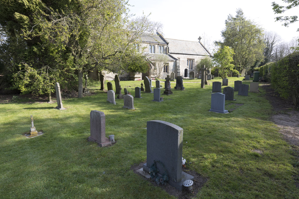 Oorlogsgraf van het Gemenebest St. Michael Churchyard #1