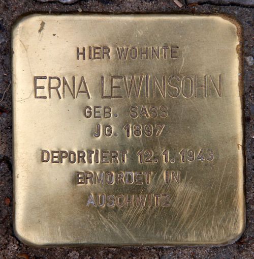 Stolpersteine An der Urania 7