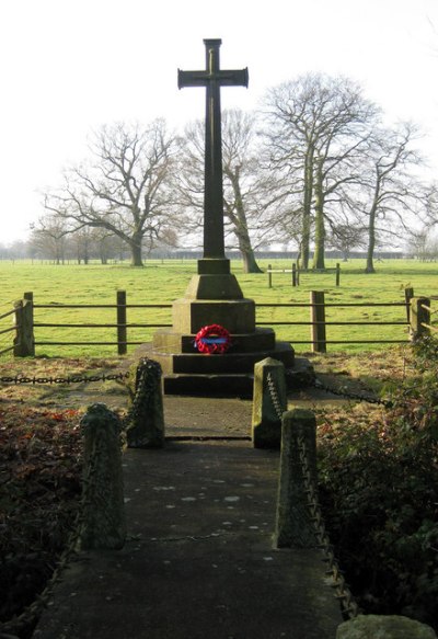 Oorlogsmonument Carrington #1