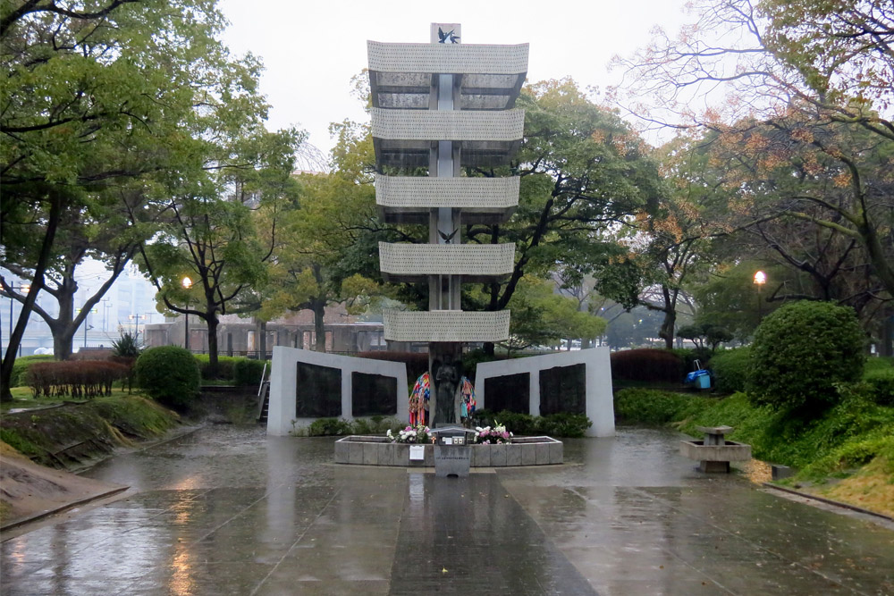 Monument Omgekomen Studenten #1