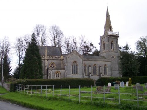 Oorlogsgraf van het Gemenebest St. Peter Churchyard