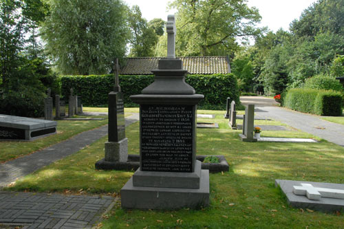 In Memoriam Grave Lombok Expedition Roman Catholic Cemetery Dokkum #2