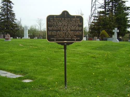 Oorlogsgraf van het Gemenebest St. Francis de Sales Roman Catholic Cemetery