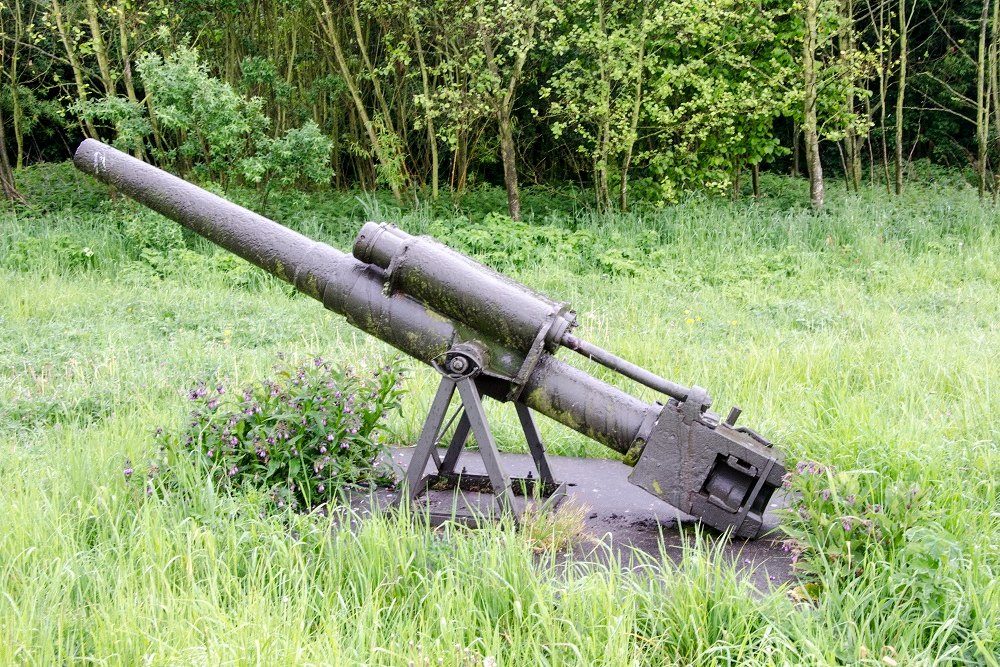 German 105mm gun Lage Zwaluwe #2