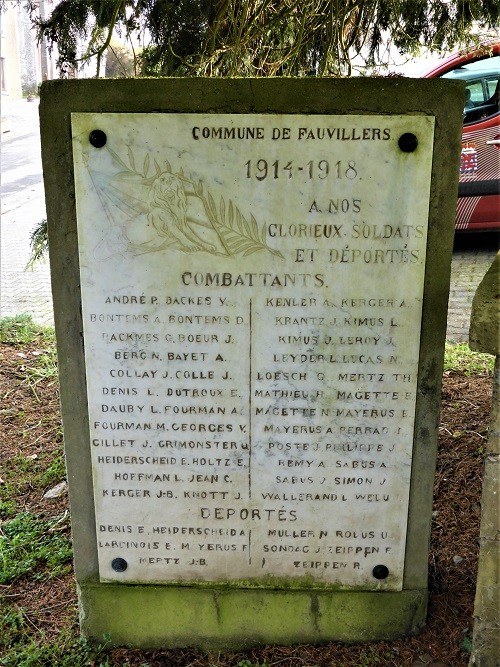 Oorlogsmonument Fauvillers #4