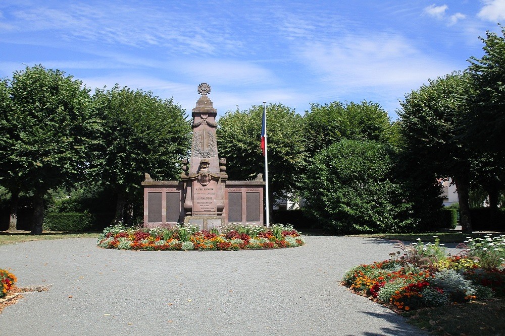 Oorlogsmonument Valdoie #1