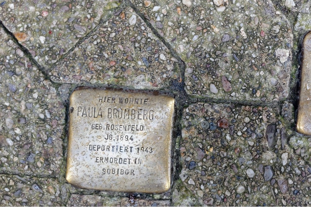 Stumbling Stones Mittelstraße 18 #3