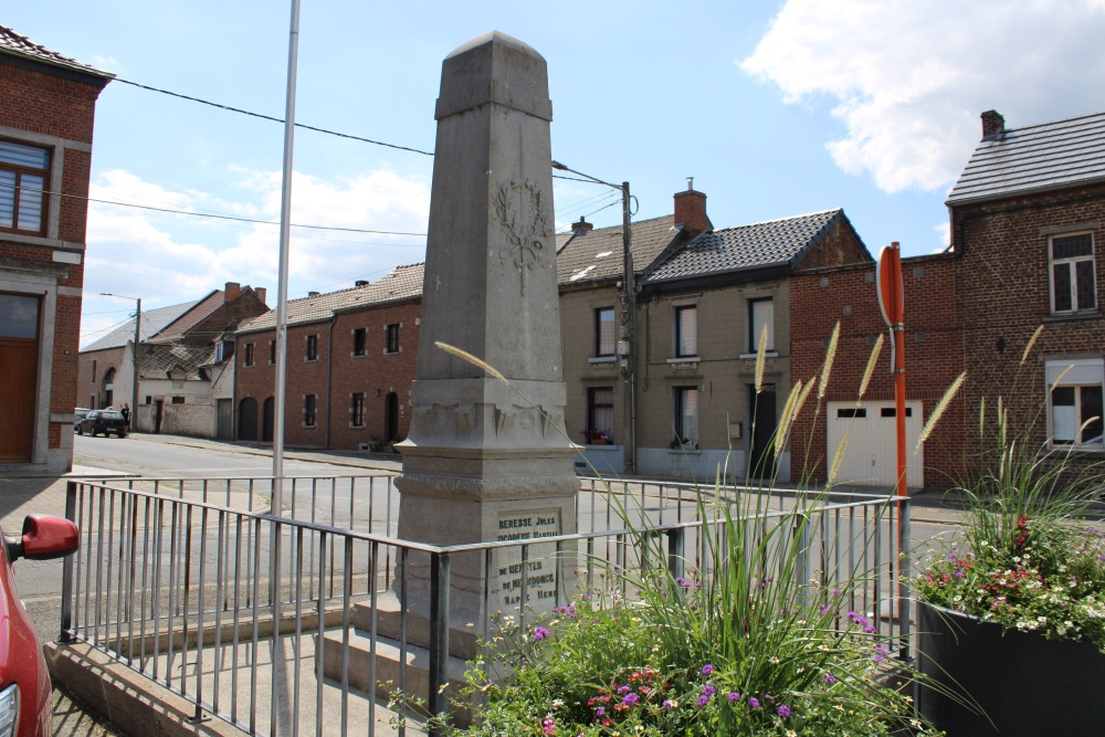 War Memorial Villers-Saint-Ghislain #2