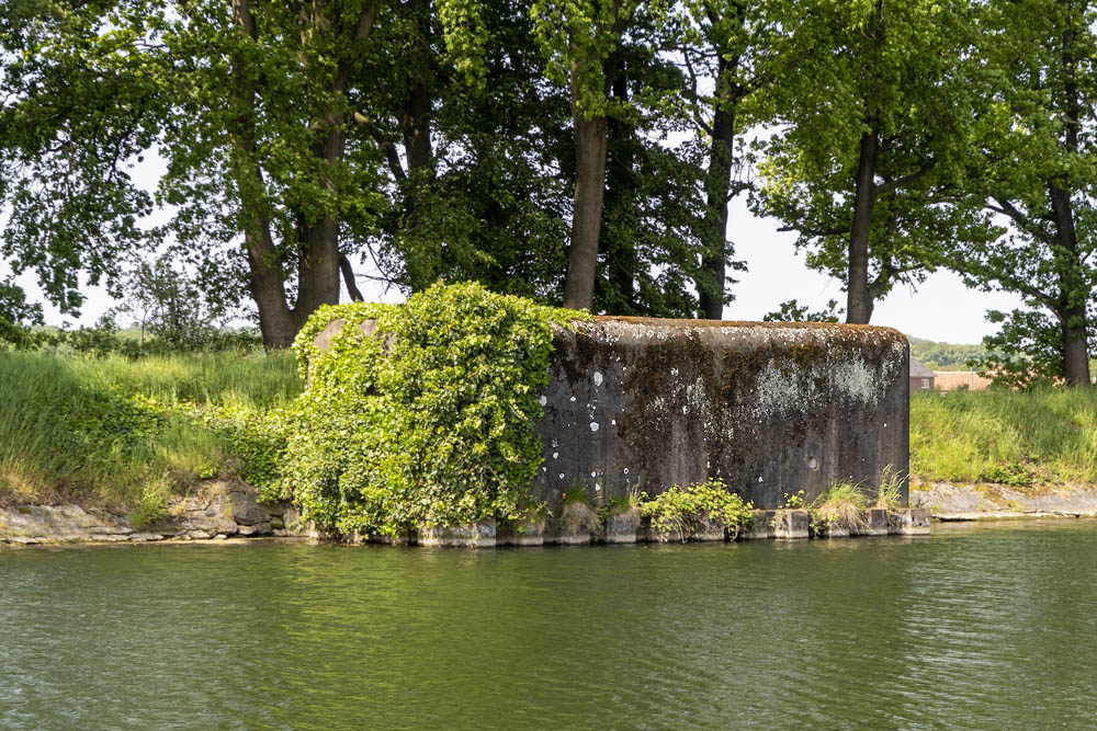 Bunker 30 Grensstelling Bocholt-Herentals Kanaal #2