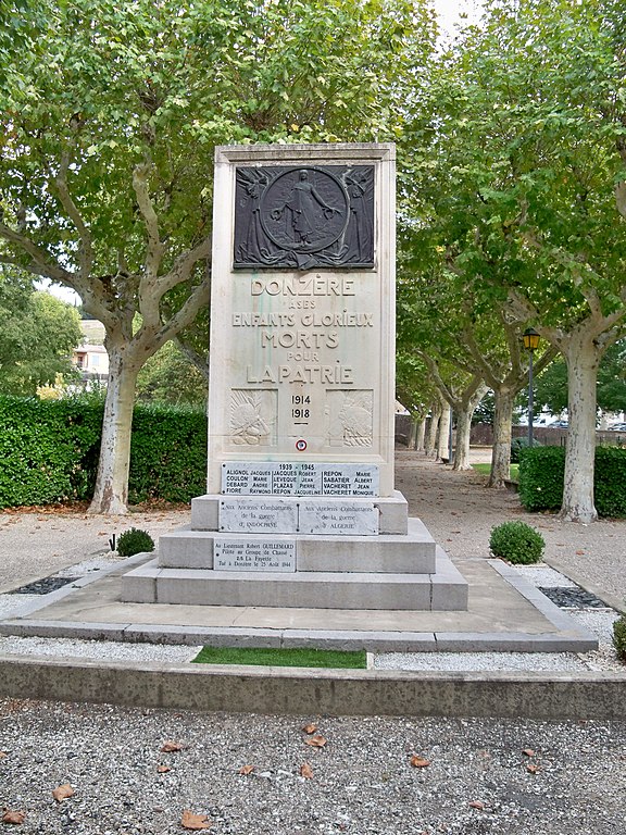 War Memorial Donzre