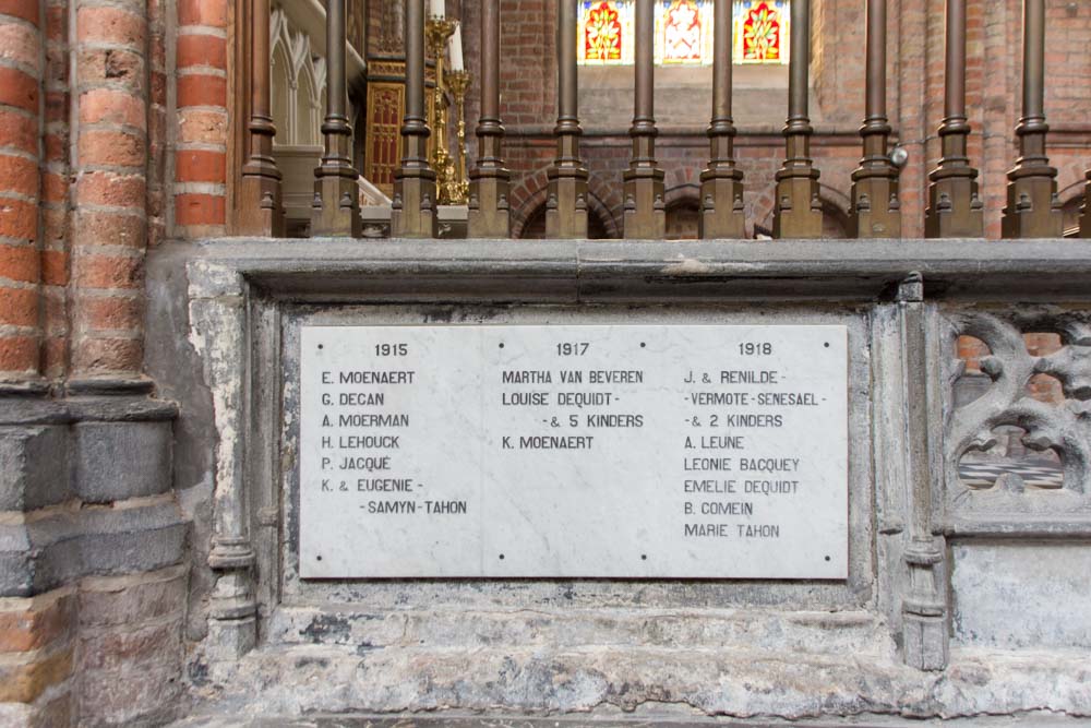 Memorial Civilian victims Sint-Walburgakerk Veurne #1