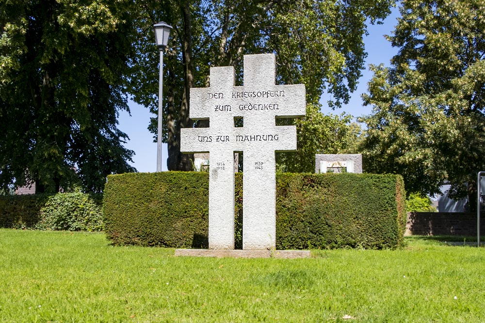 Oorlogsmonument Echtz #1