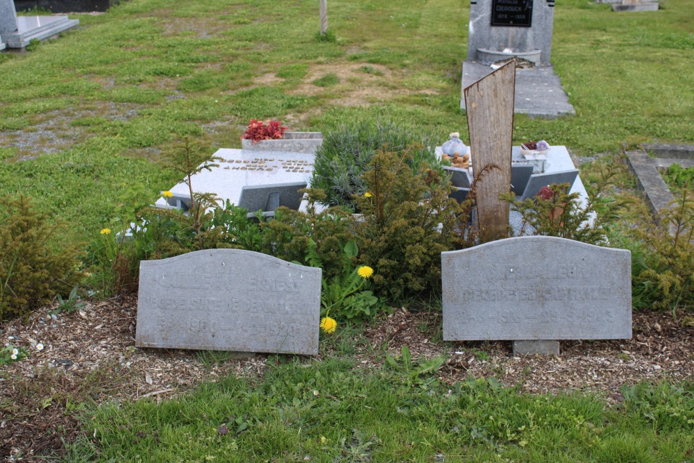 Oorlogsmonument Begraafplaats Grosage #3