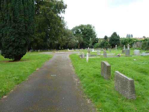 Commonwealth War Grave St. Leonard Church Cemetery #3
