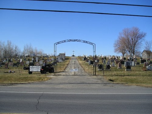 Commonwealth War Grave Hawkesbury Cemetery #1