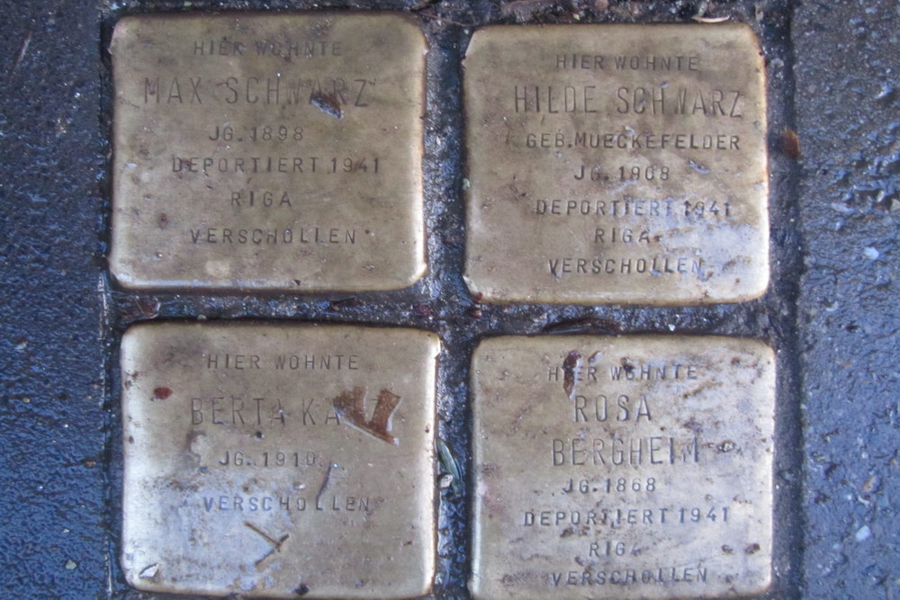 Stolpersteine Kurfrstenstrae 18 #1