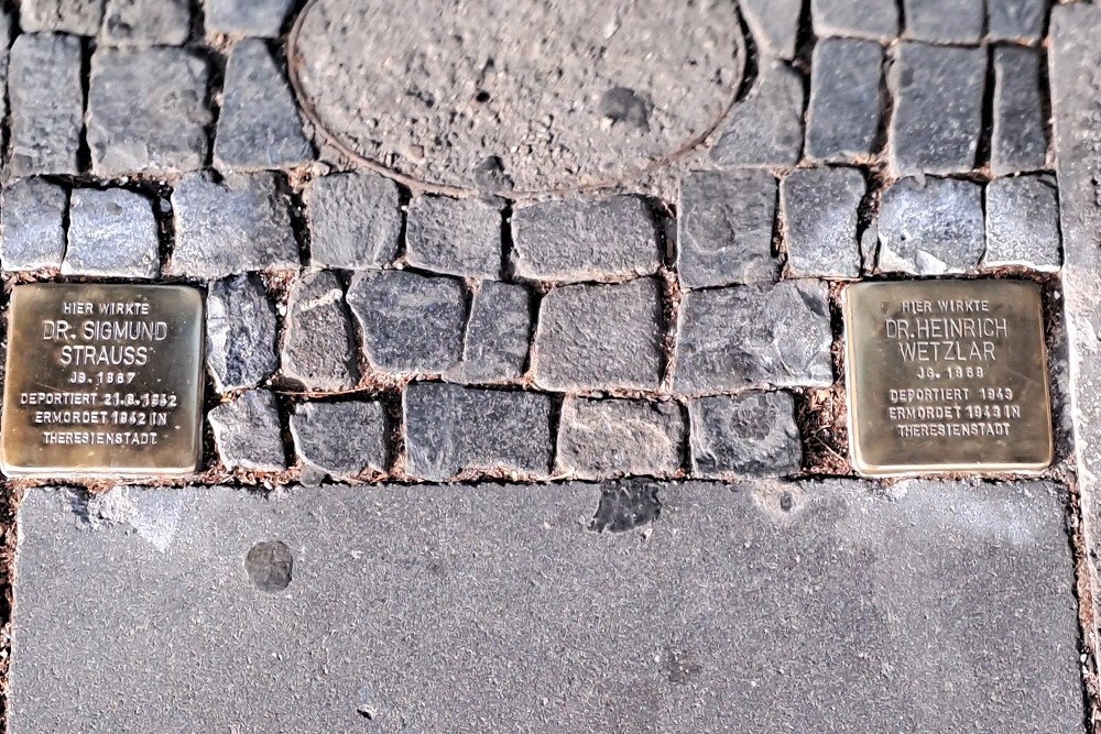 Stolpersteine A1