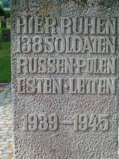 Sovjet-Poolse Oorlogsbegraafplaats Breuna #3