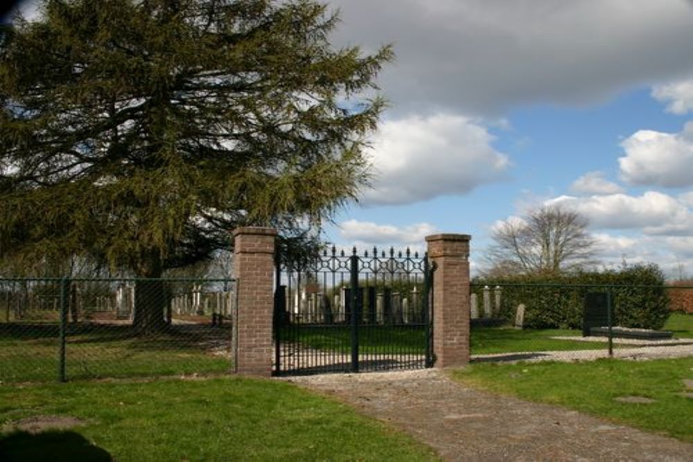 Memorial Grave Caneel-Family #1