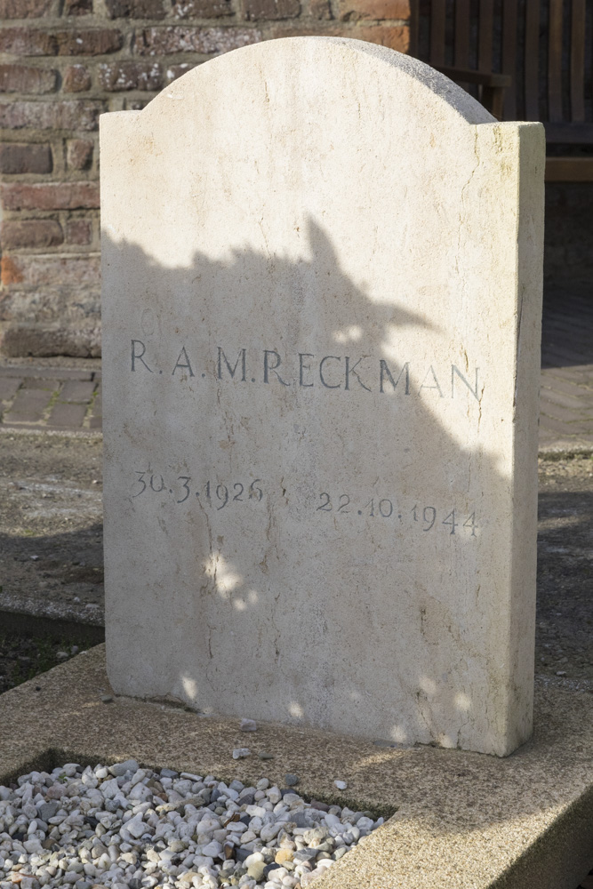 Dutch War Graves Dutch Reformed Churchyard Groesbeek #2