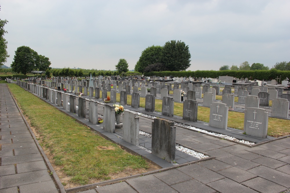 Belgian Graves Veterans Denderwindeke #1