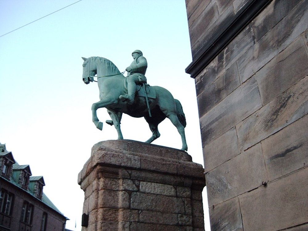 Equistrian Statue of Bismarck