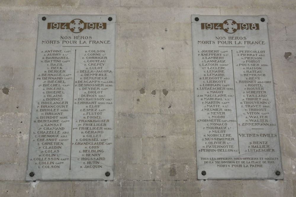 Oorlogsmonument Cathédrale Saint-Étienne #2
