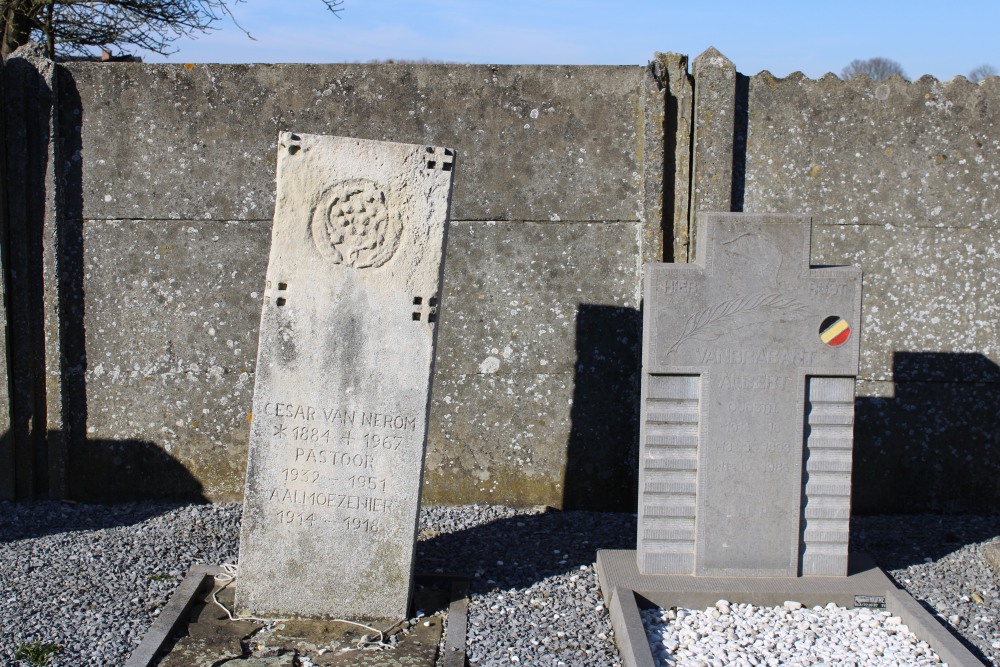 Belgian Graves Veterans Rummen Churchyard #4