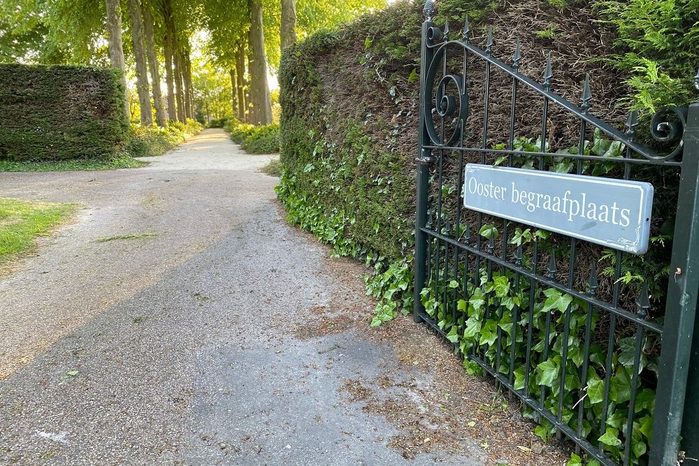 Oorlogsgraf van het Gemenebest Ooster Begraafplaats Andijk #4