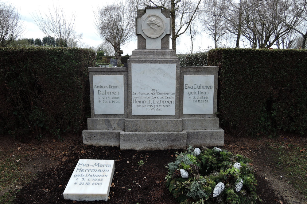 Memorial Soldier Kaldenkirchen #2