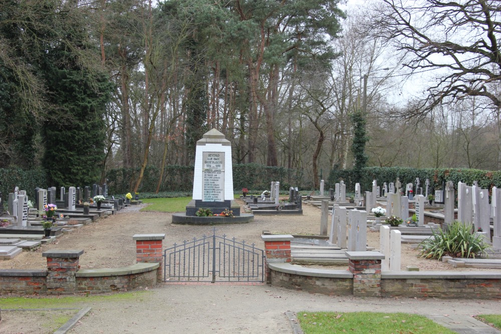 Monument Oudstrijders Beverlo #1