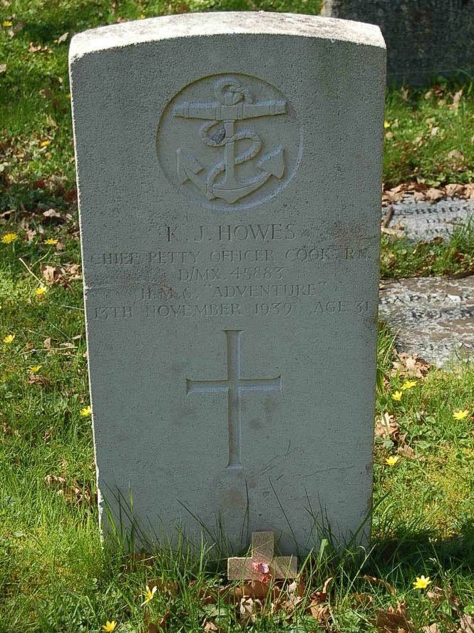 Commonwealth War Grave Tedburn St. Mary Churchyard #1