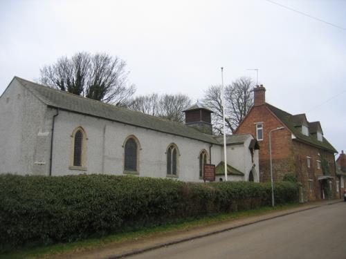 Oorlogsgraf van het Gemenebest Aston-le-Walls Roman Catholic Churchyard #1