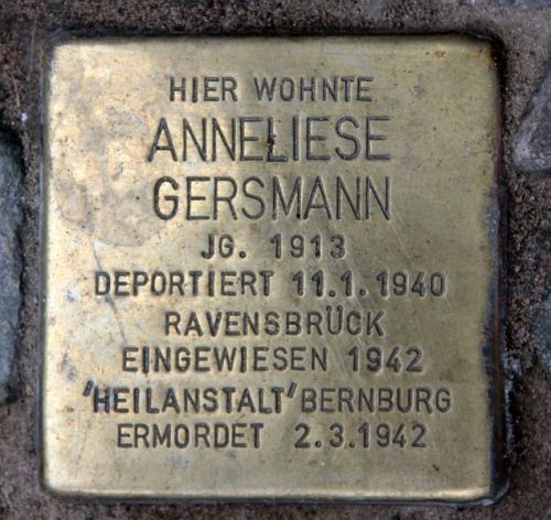 Stolpersteine Goltzstraße 42 #1