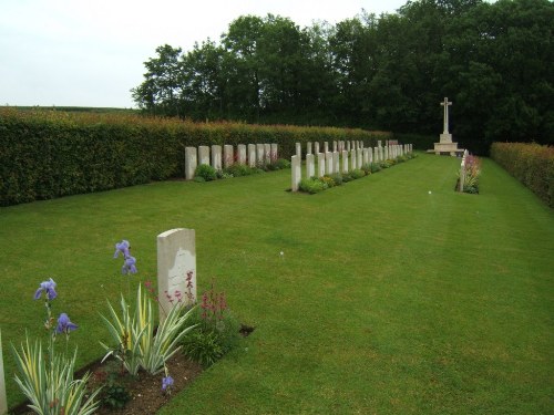Commonwealth War Graves Marteville