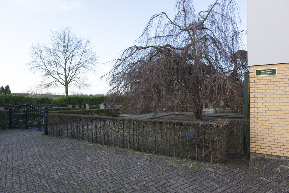 Dutch War Grave Municipal Cemetery Ter Aar #4