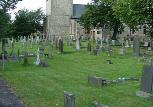 Commonwealth War Graves St. Giles Churchyard #1