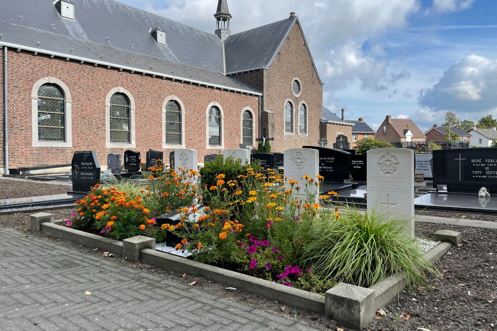 Oorlogsgraven van het Gemenebest Tungelroy