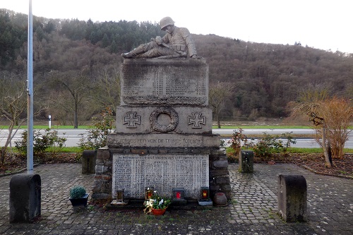 War Memorial Eller #1