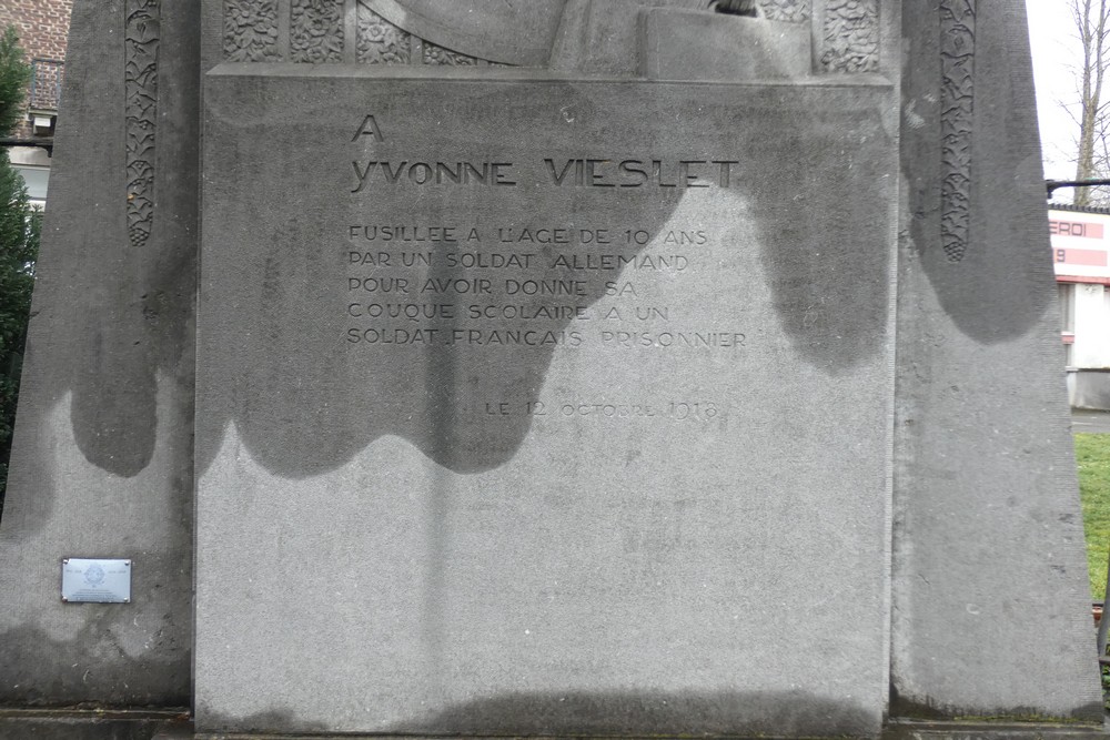 Monument Yvonne Vieslet Marchienne-au-Pont #5