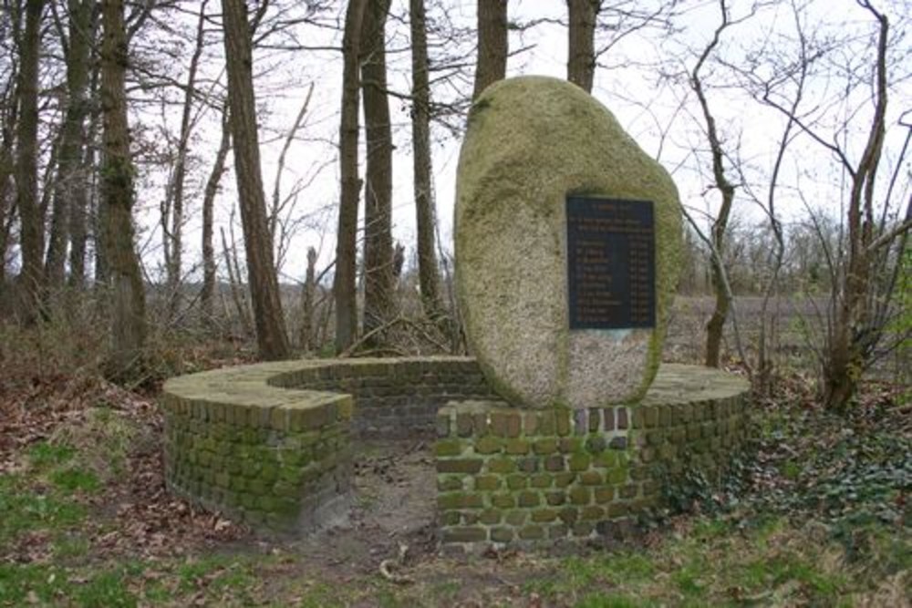 Monument Executies Bonhagen 8 April 1945 #4