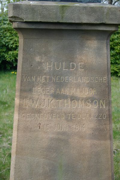 Statue Lodewijk Willem Johan Karel Thomson #3