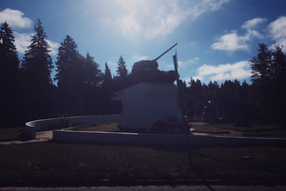 T-34 Tank Yaroslavl Road #1