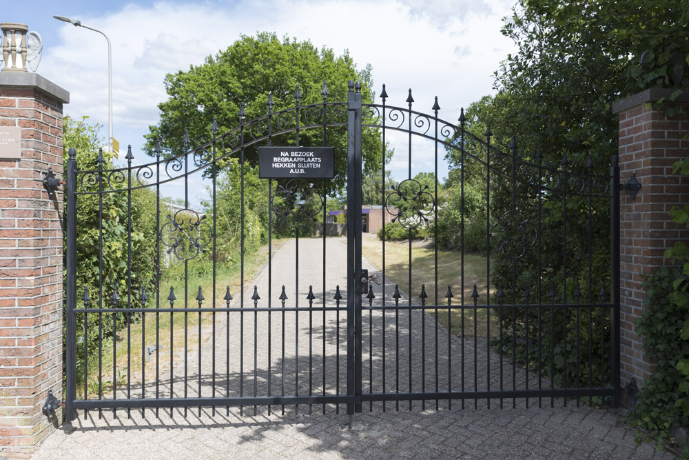 Nederlandse Oorlogsgraven Gemeentelijke Begraafplaats Zwartsluis #5