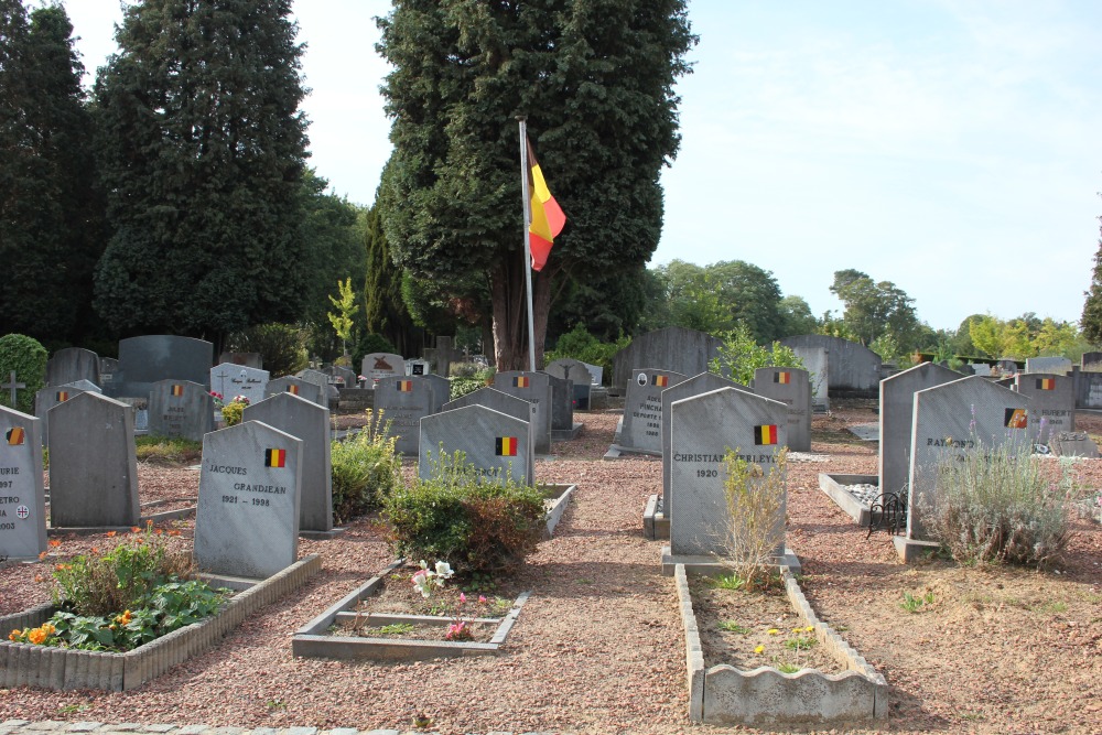 Belgian Graves Veterans Rosires Cemetery #1