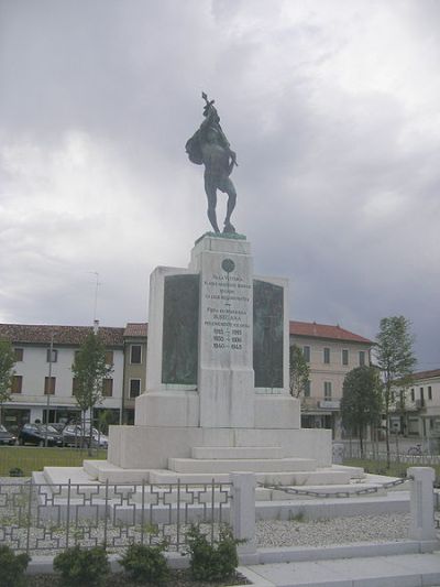 Oorlogsmonument Susegana #1