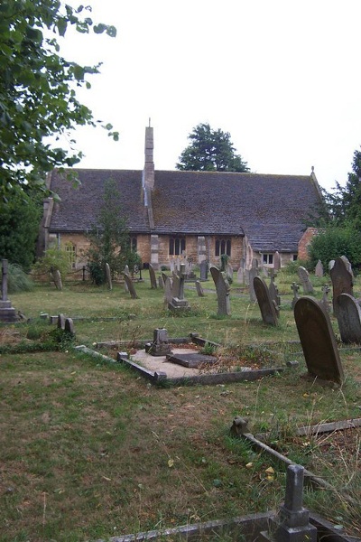 Oorlogsgraven van het Gemenebest St John the Baptist Churchyard